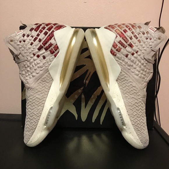 Lebron 17 Harlem Fashion Row Win Win - Picture 4 of 7